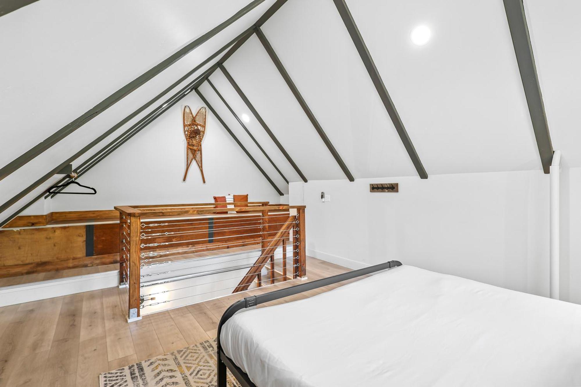 Basecamp Lodge Mount Shasta Pokoj fotografie