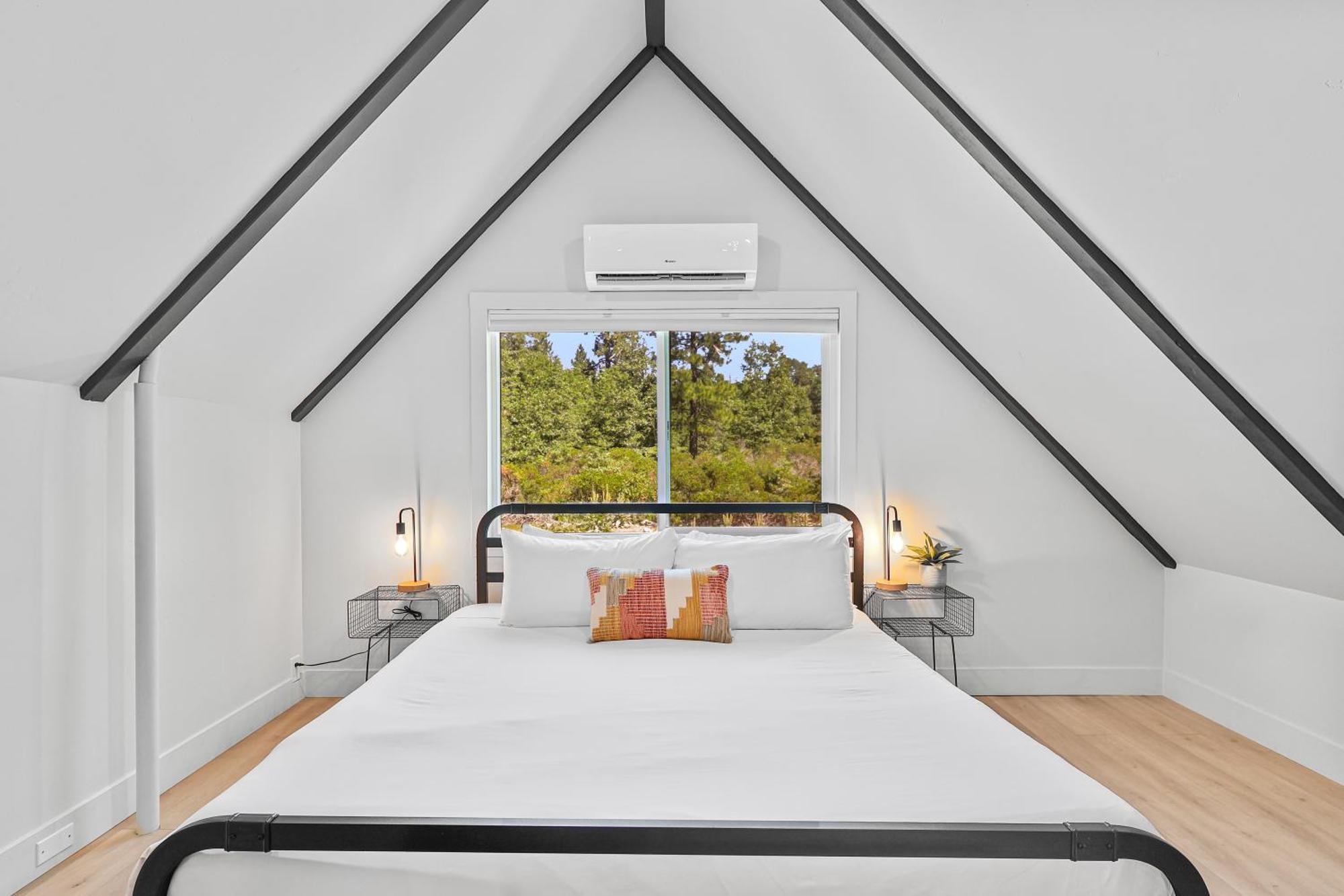 Basecamp Lodge Mount Shasta Pokoj fotografie