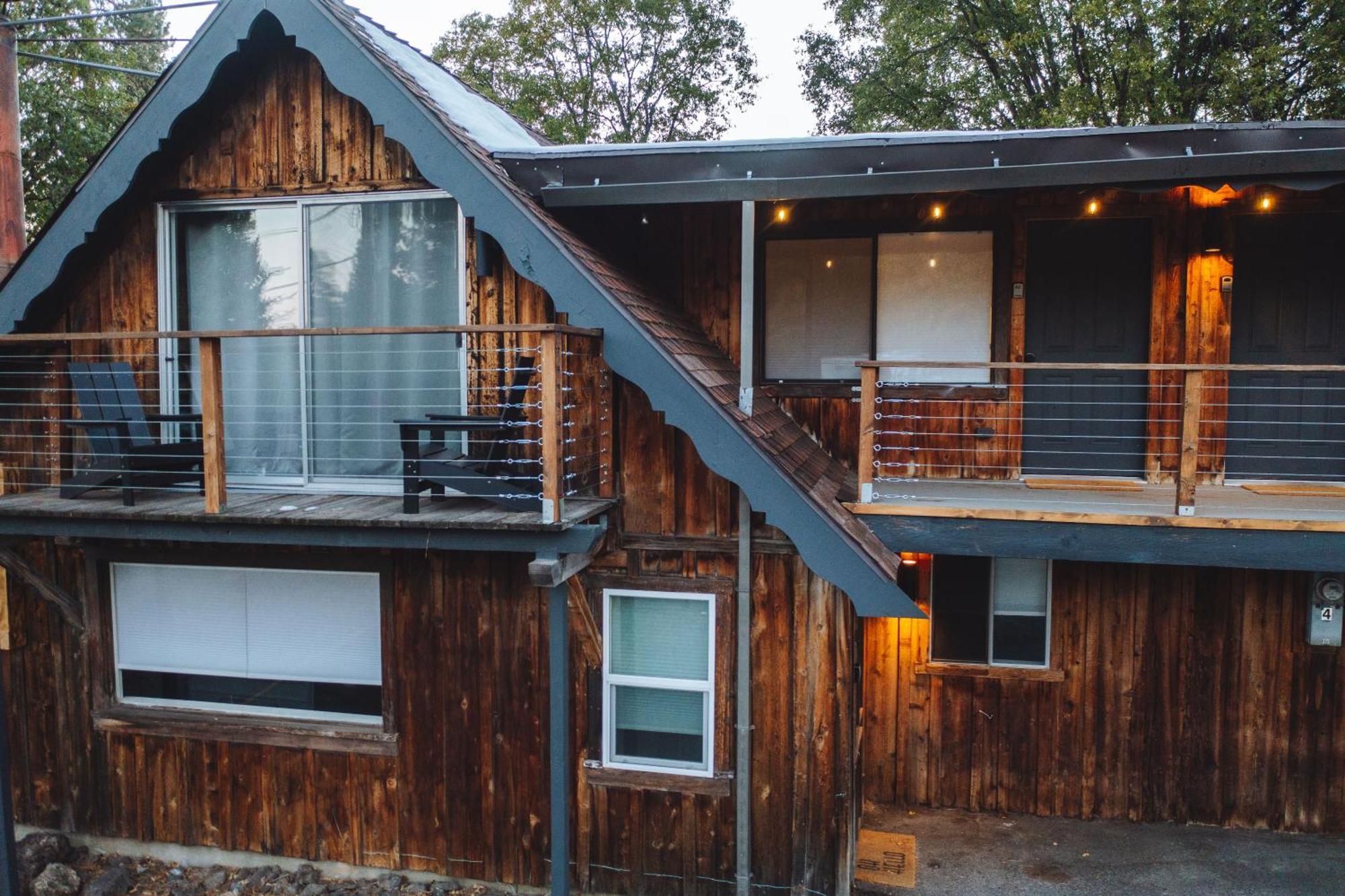 Basecamp Lodge Mount Shasta Exteriér fotografie