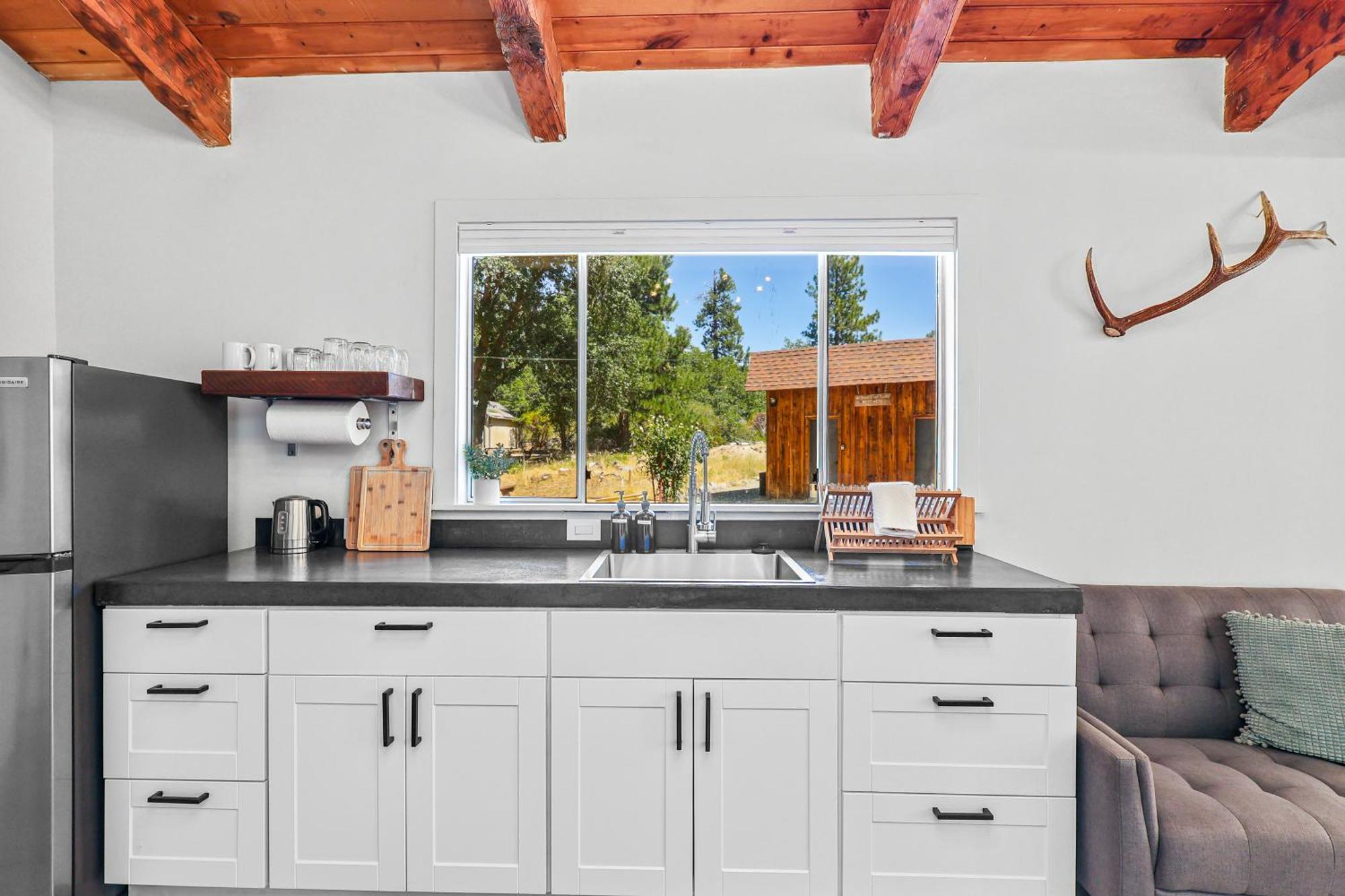 Basecamp Lodge Mount Shasta Pokoj fotografie