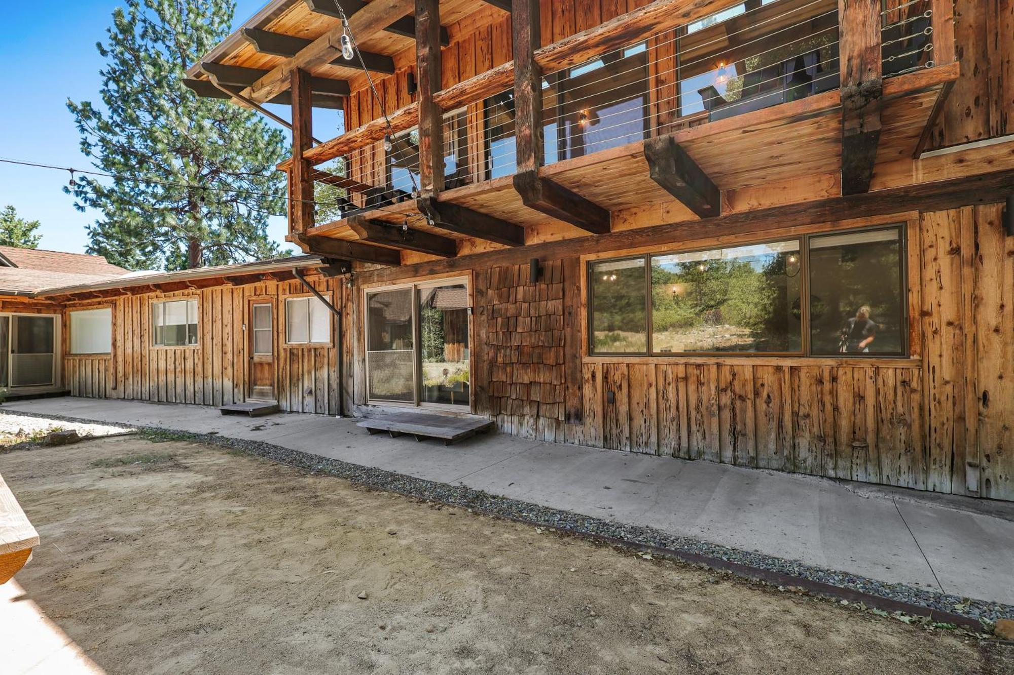 Basecamp Lodge Mount Shasta Exteriér fotografie